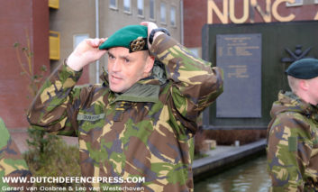 Commandant KCT ontvangt groene baret 