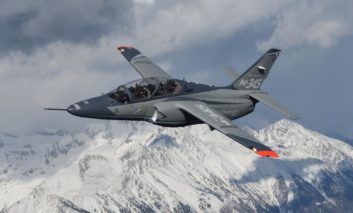 M-345: LEONARDO'S NIEUWE JET TRAINER GECERTIFICEERD EN KLAAR VOOR DE WERELDMARKT